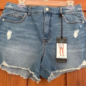 NWT Sofia by Sofia Vergara Chi Distressed Blue Jean Shorts Size 10